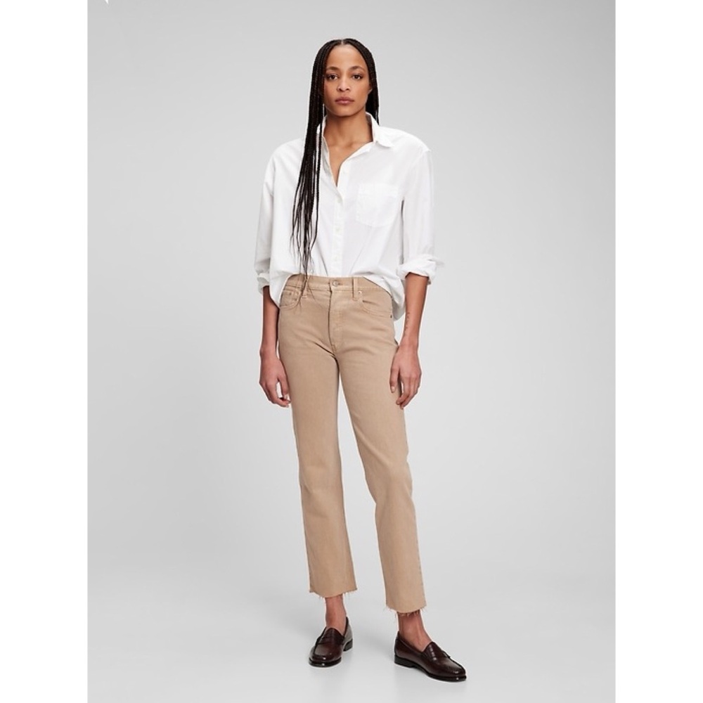 Gap Cheeky Straight High Rise in Khaki - Size 29/8T